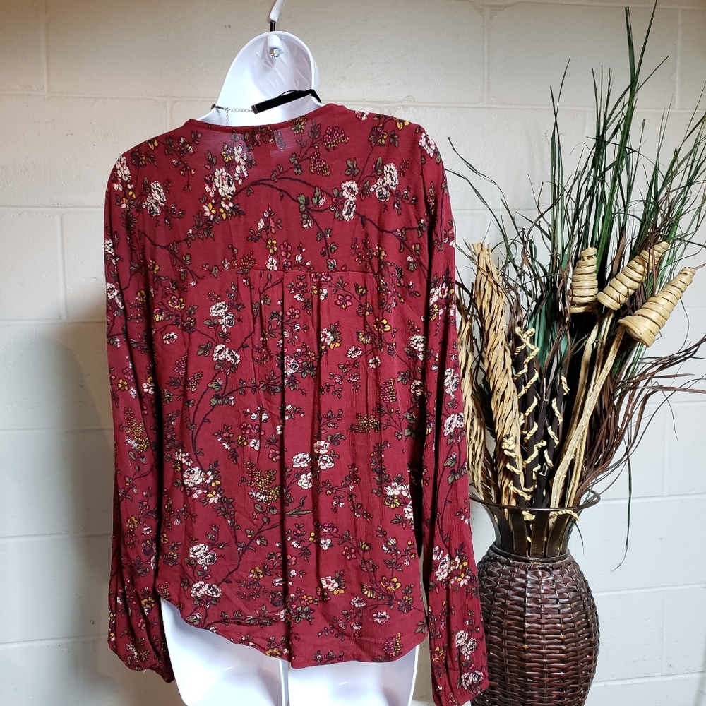 Mossimo Supply Co Top - Picture 2 of 4
